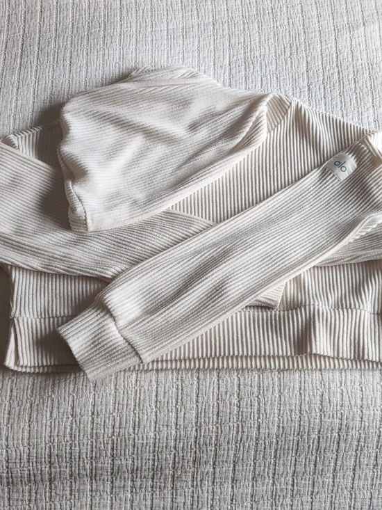 Alo Muse Ribbed Lounge Set Cream - Picture 5 of 9